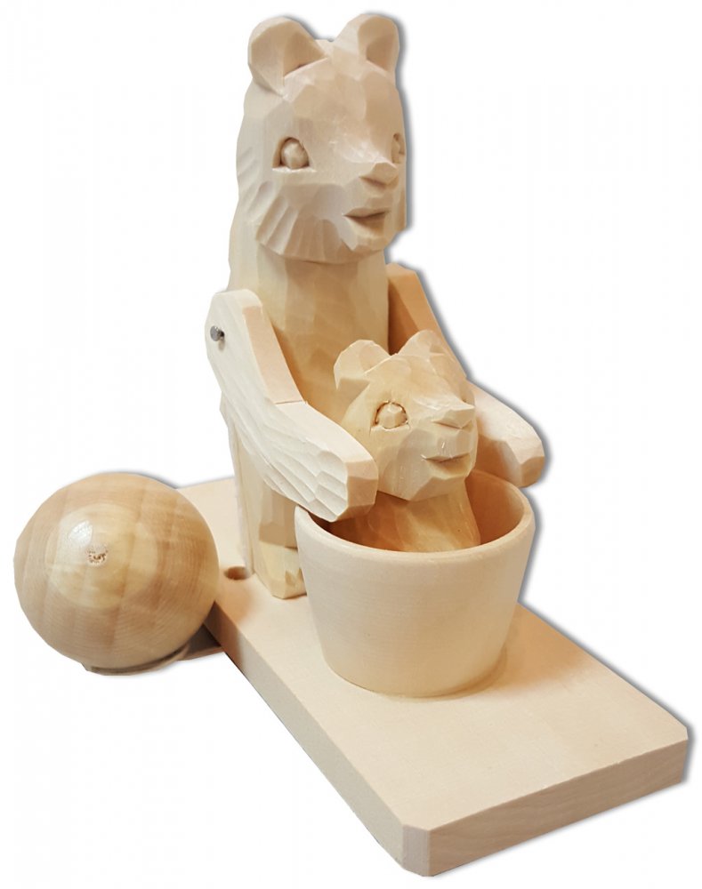 Богородская игрушка Мишка-мама купает сына